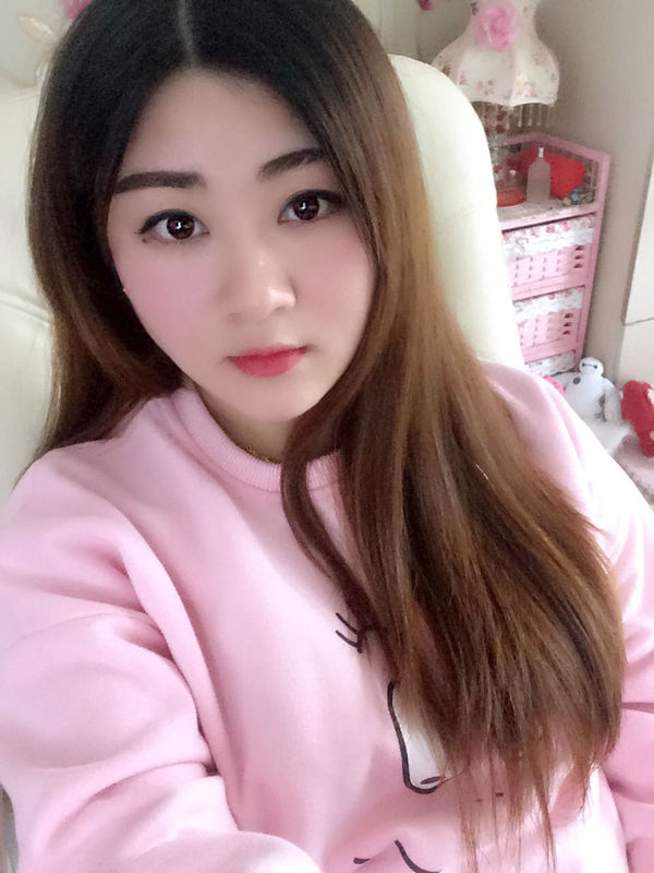 ❥゛阿离的主播海报