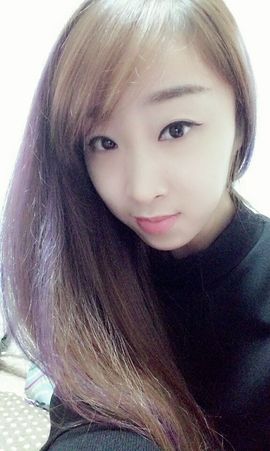 艾欣周一晚上播主播照片