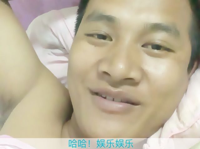 爱情一半伤的主播照片
