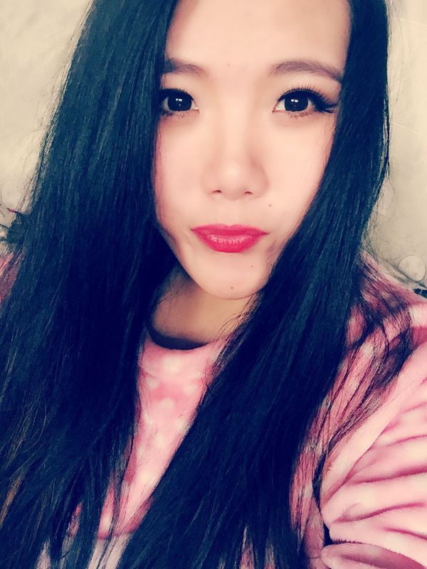 妍妍妍妍妍、的主播海报