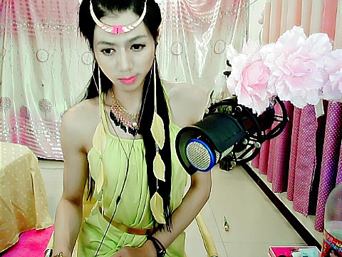 ⑧⊱⋛嘎玛丹珠⋚⊰海报