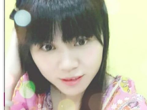 华丽v的转身v海报