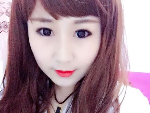 女神⋚⊰经~兮兮海报