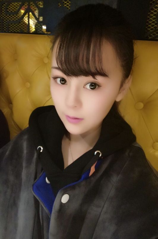 鼠宝吃豆豆的主播海报