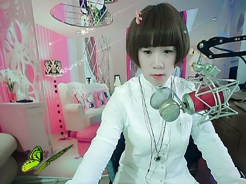 韩京泰的主播照片