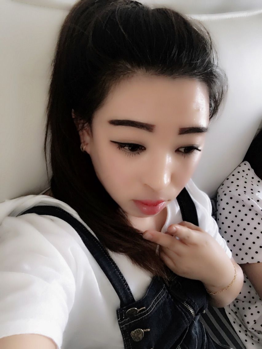 A臭臭A的主播照片