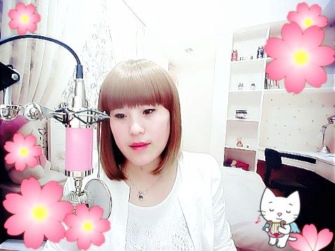 哈哈，强哥的主播照片