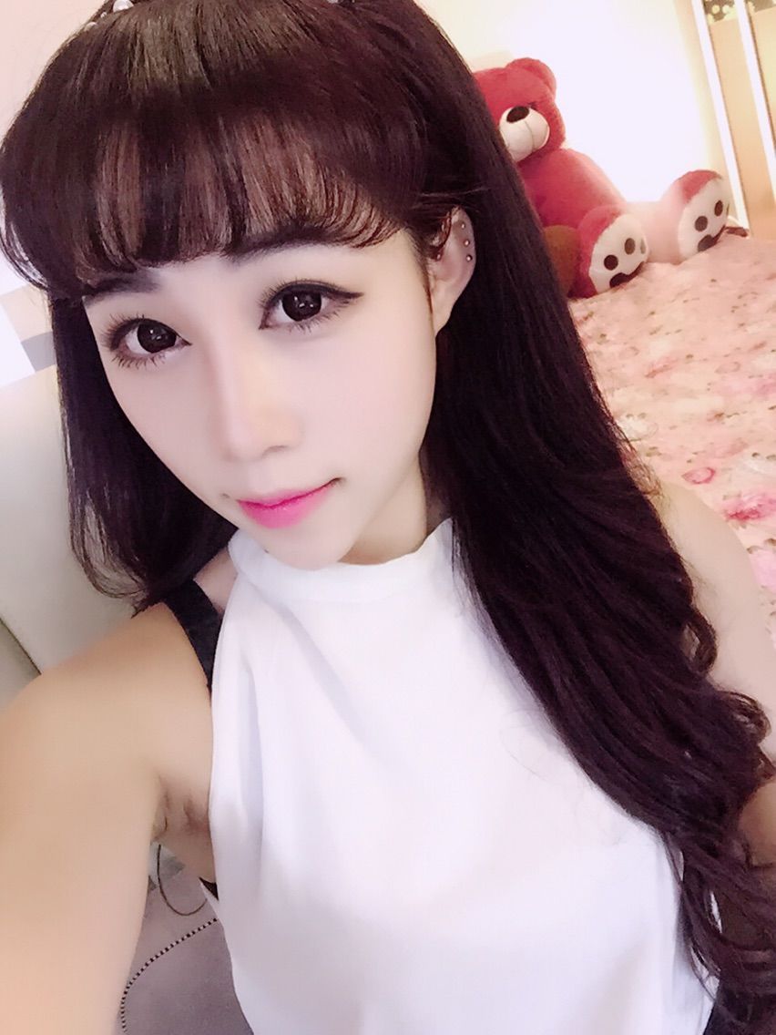 冷~语~夜主播照片