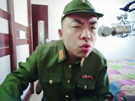 美团小歪哥主播照片