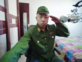 美团小歪哥主播照片