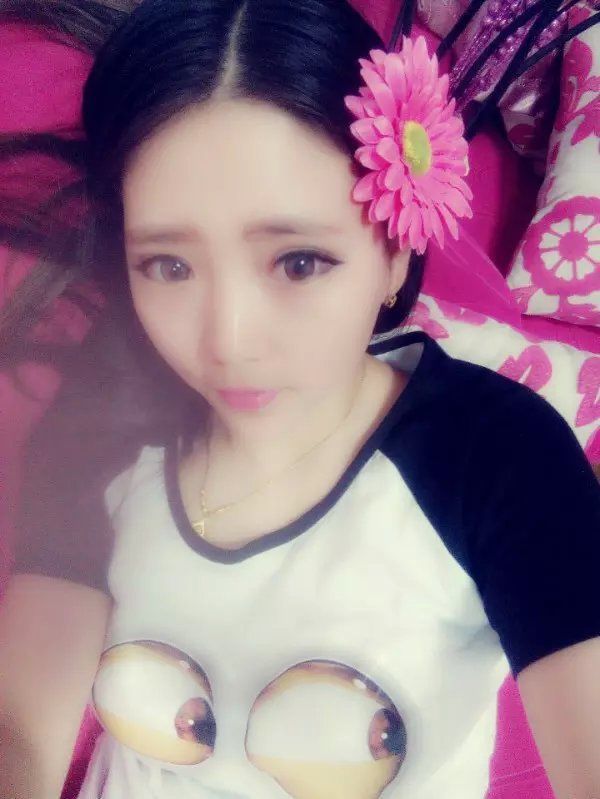 -C唯一的主播海报