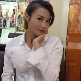 国珍万人迷女神兰兰主播照片