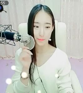 八百米主播照片