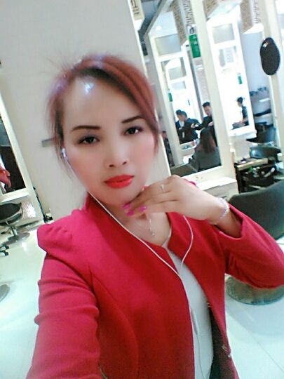 国珍万人迷女神兰兰主播照片