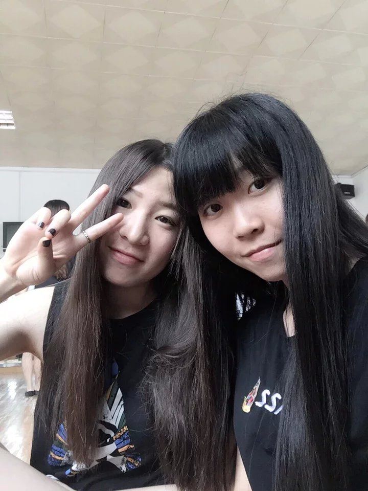 主播有点拽的主播照片