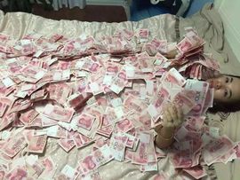 爱己沉舟主播照片