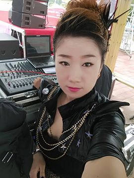 ♪♫天空雌鹰秀秀♫♪主播照片