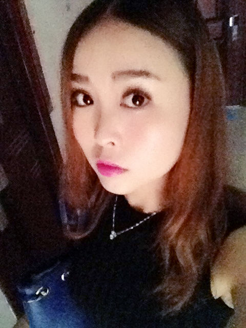 允儿叶的主播照片