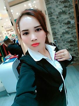 国珍万人迷女神兰兰主播照片