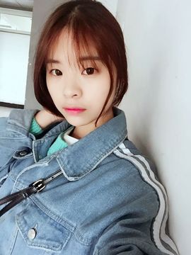 花儿小宝贝，求关注主播照片