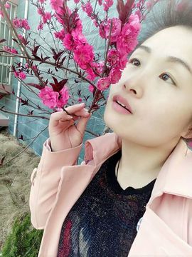 雪离儿主播照片