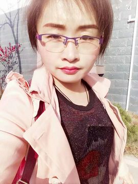 雪离儿主播照片
