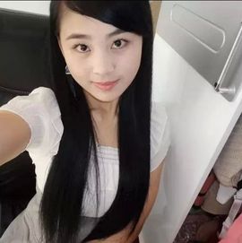 雪离儿主播照片