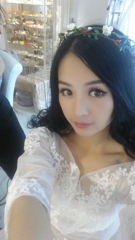 小蕊依主播照片
