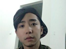 扯着嗓子唱着歌主播照片