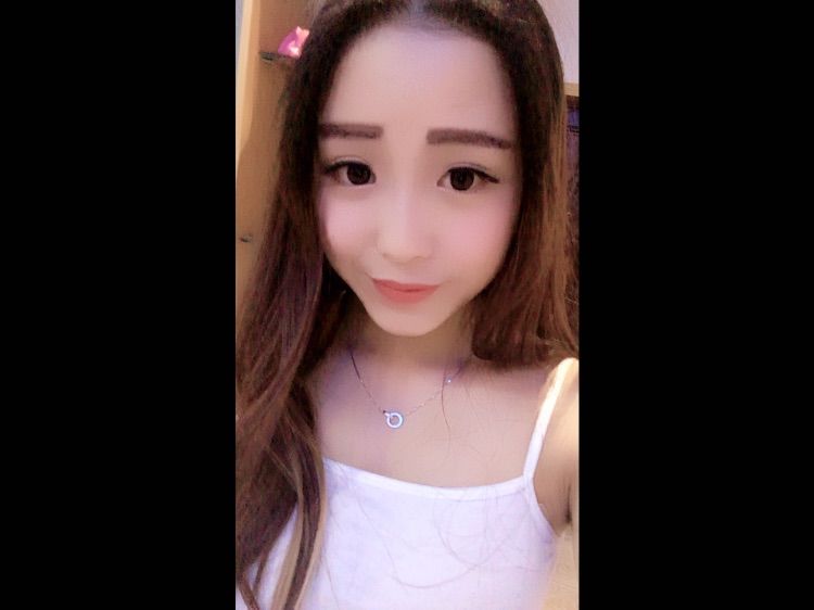 小施姐姐的主播照片
