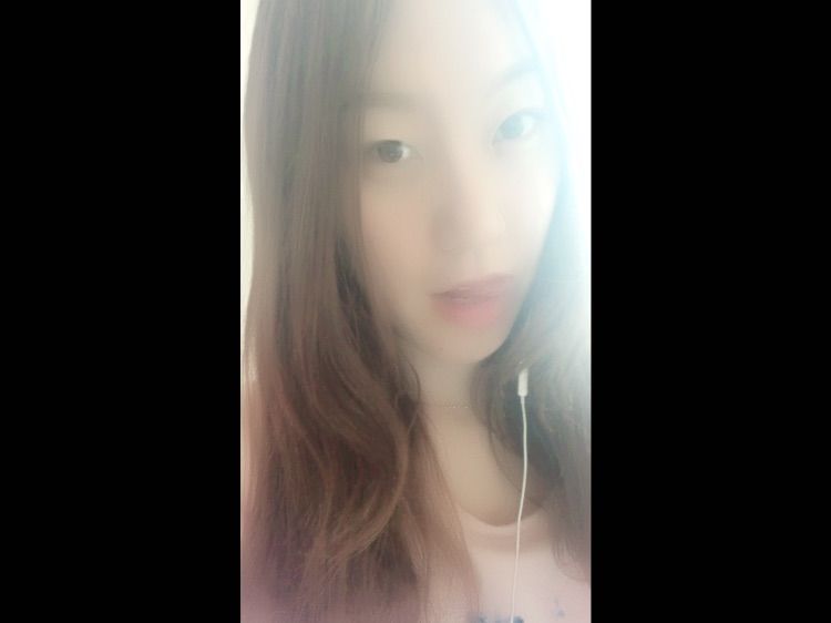 cc素颜虫虫求升级的主播照片