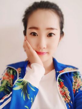 CC由美主播照片