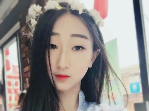 小田心海报