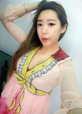 秀妍babay主播照片