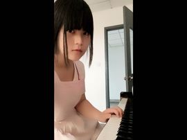 萝莉7270主播照片