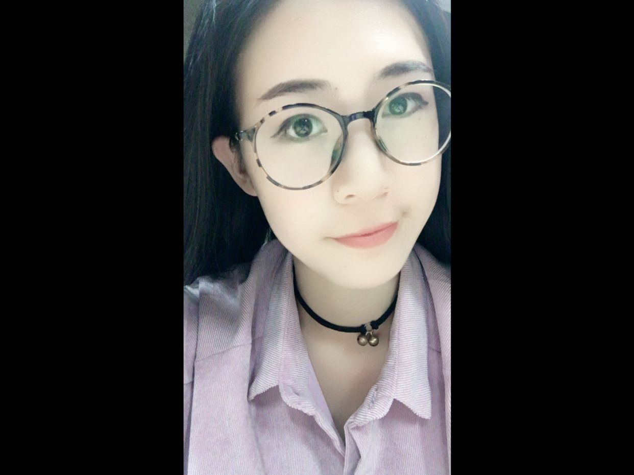 咖喱只吃咖喱主播照片