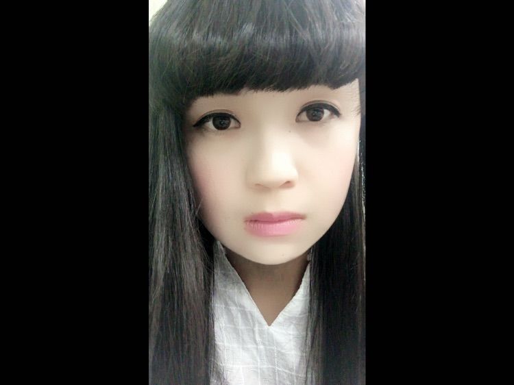 请大家叫我刘不二主播照片