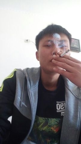 威震天下r主播照片