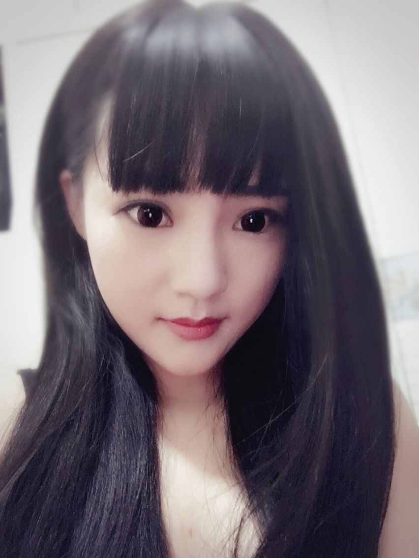 【DiorS丶小似】的主播照片