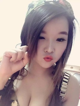 留馨尔主播照片