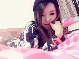 留馨尔主播照片