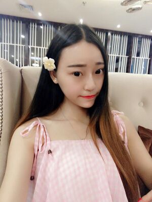 小龙女好久不见的主播照片