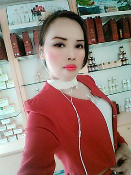 国珍万人迷女神兰兰主播照片