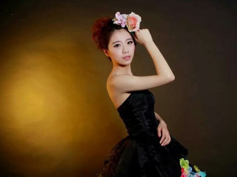 ♥挂机鱼干♥的主播海报