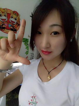 Lo♥e╰つ夏天主播照片