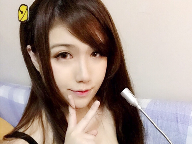 麻辣小丸的主播海报