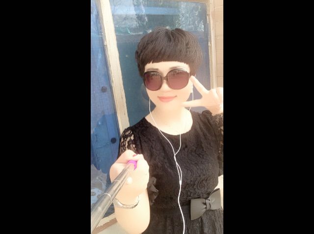 内蒙小媳妇儿的主播照片