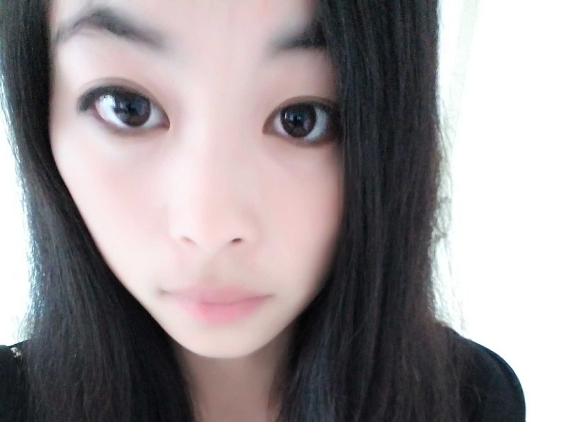 十一妹1211的主播海报