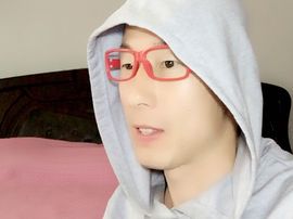 $赤龙$主播照片