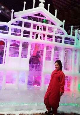 智载游主播照片